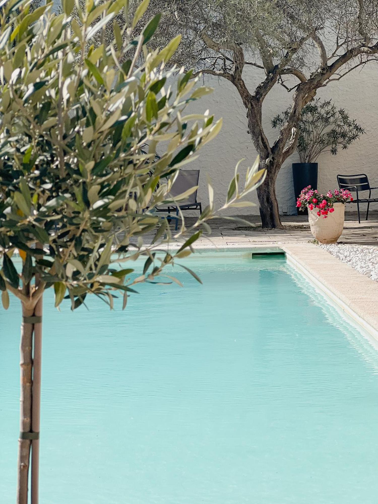 Hotel Les Magnanarelles Maussane les Alpilles Exteriör bild